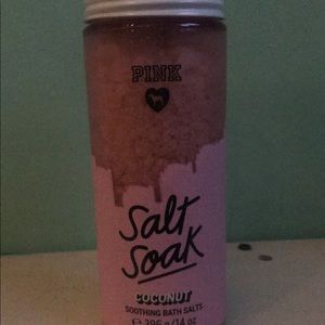 Pink Coconut bath salt
